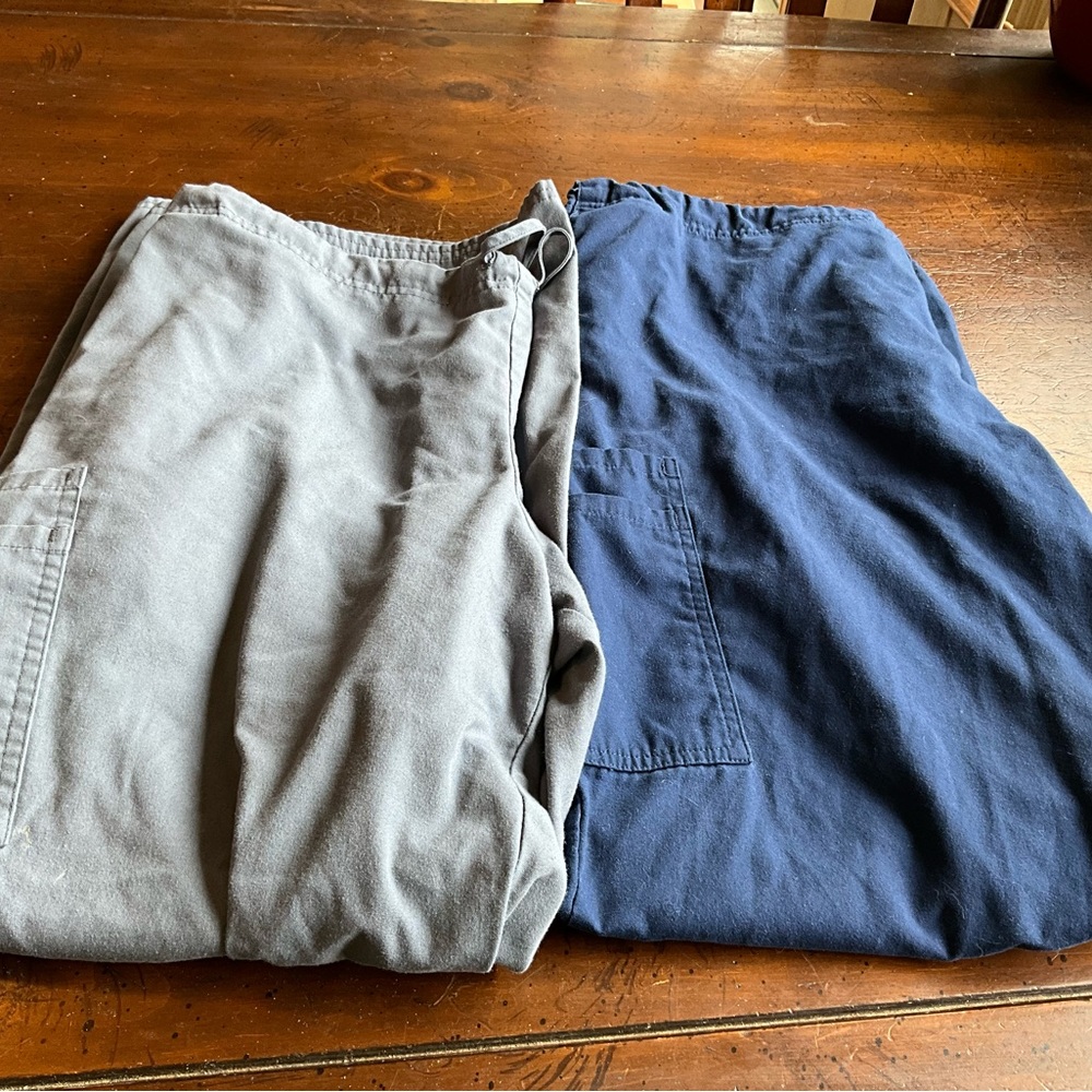2 pair simply basic scrub pants .